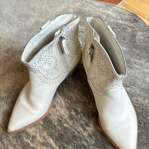 Dolce Vita Cream Western Booties
